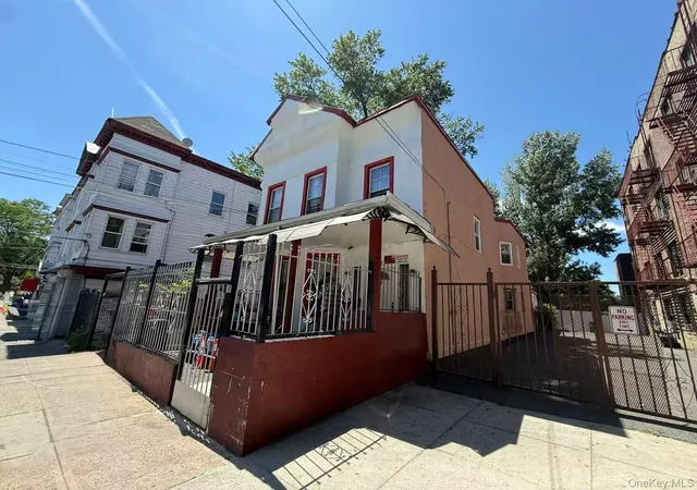 2nd image of 3935 Barnes Ave, Bronx, NY 10466 | MLS# 1006846