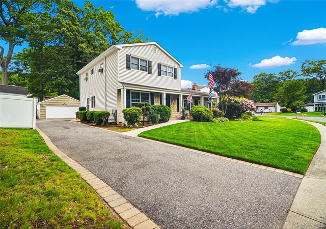 4th image of 70 Birch St, Lake Grove, NY 11755 | MLS# 1006869