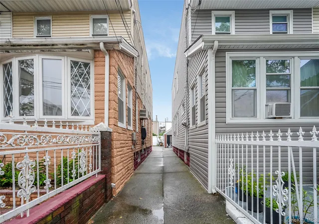 4th image of 10327 109Th St, South Richmond Hill, NY 11419 | MLS# 1006891