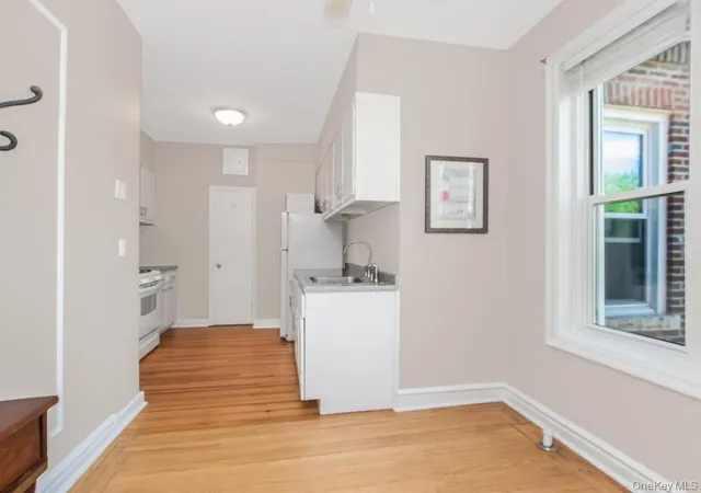 5th image of 1440 Midland Ave #5A, Yonkers, NY 10708 | MLS# 1006918