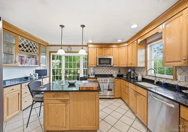 5th image of 475 Mooney Hill Rd, Patterson, NY 12563 | MLS# 1006926