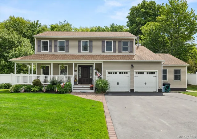 1st image of 634 Myrtle Ave, West Islip, NY 11795 | MLS# 1006928