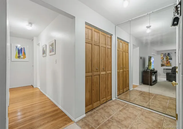 2nd image of 10 Oakwood Ter #107, New Windsor, NY 12553 | MLS# 1006931
