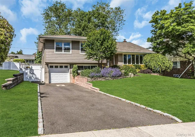 1st image of 5 Simpson Dr, Oyster Bay, NY 11804 | MLS# 1006935