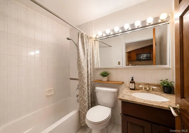 4th image of 130-14 60Th Ave, New York, NY 11355