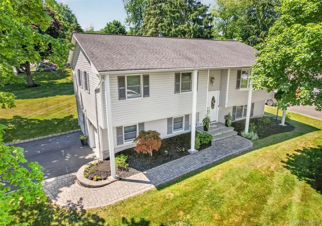 Homes for sale in Haverstraw, NY | 7 Stander Ln, Haverstraw, NY 10984 | MLS# 1006978