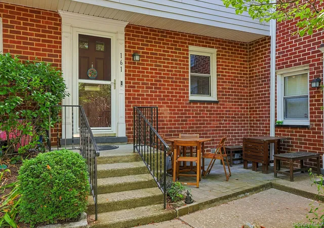 Homes for sale in Ossining, NY | 161 Charter Cir #161, Ossining, NY 10562 | MLS# 1006988