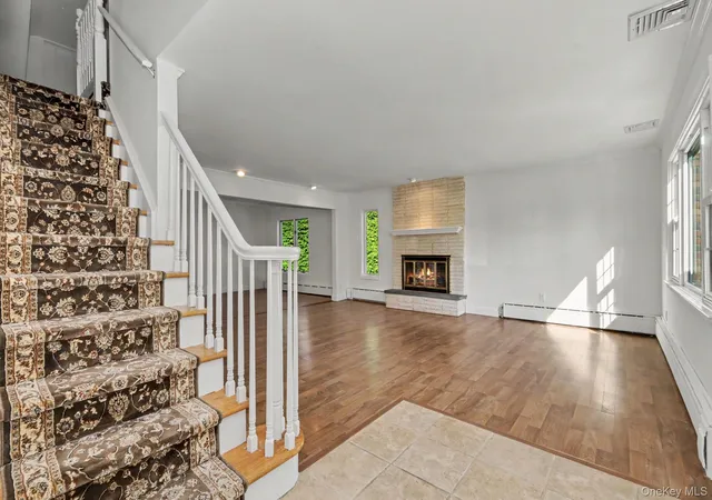 3rd image of 13 Dellworth Dr, Somers, NY 10598 | MLS# 1006989