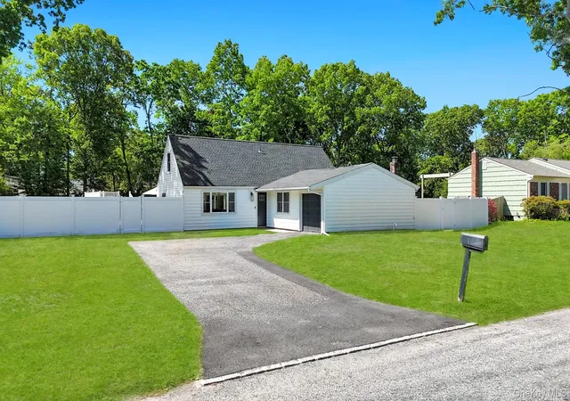 1st image of 338 Easton St, Islip, NY 11779 | MLS# 1006994