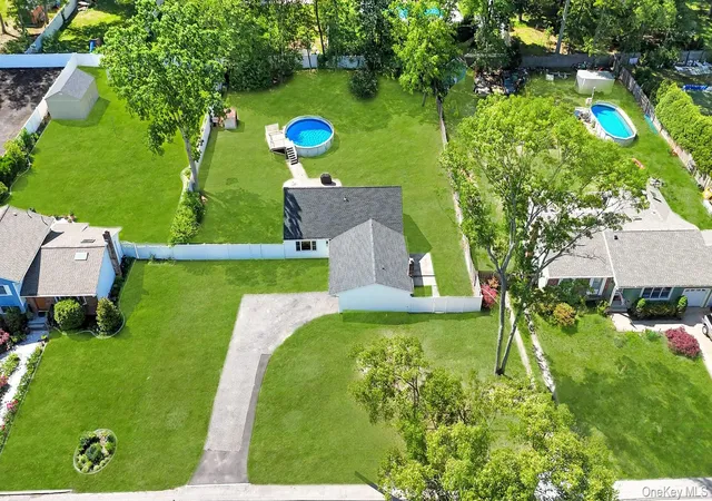 4th image of 338 Easton St, Islip, NY 11779 | MLS# 1006994