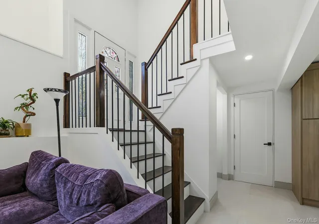 4th image of 155 Brooklyn Ave, Huntington, NY 11743 | MLS# 1007003