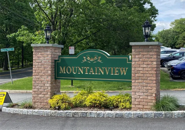 Homes for sale in Clarkstown, NY | 452 Sierra Vista Ln, Clarkstown, NY 10989 | MLS# 1007020