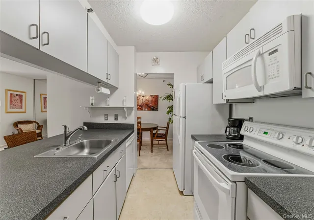 Homes for sale in White Plains, NY | 25 Rockledge Ave #801, White Plains, NY 10601 | MLS# 1007028