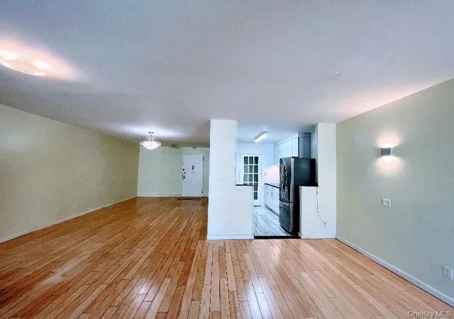 4th image of 142-05 Roosevelt Ave #415, New York, NY 11354 | MLS# 1007041