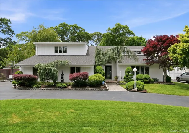 1st image of 16 Wildwood Ct, Islip, NY 11730 | MLS# 1007043