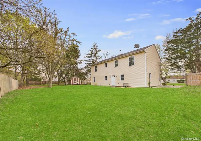5th image of 613 Bourdois Ave, Bellport, NY 11713 | MLS# 1007047