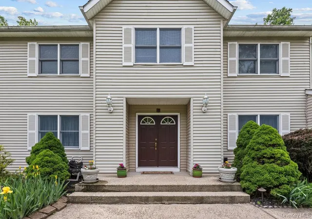 Photo 3 of Sale Pending at 34 Marietta Dr, Pomona, NY 10970 | MLS# 1007048 | Listing updated on 2026-06-25