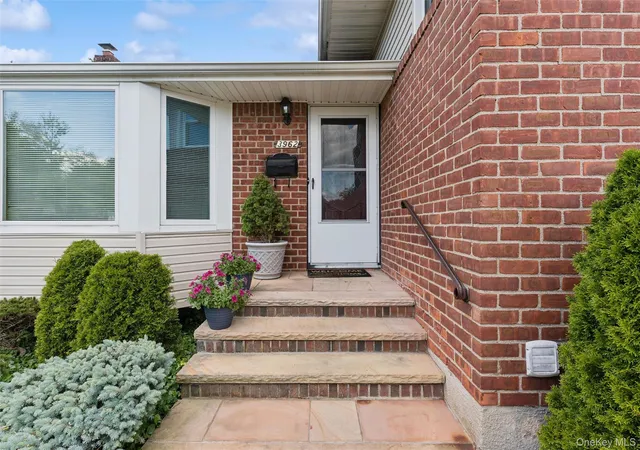 5th image of 3962 Hahn Ave, Hempstead, NY 11714 | MLS# 1007049