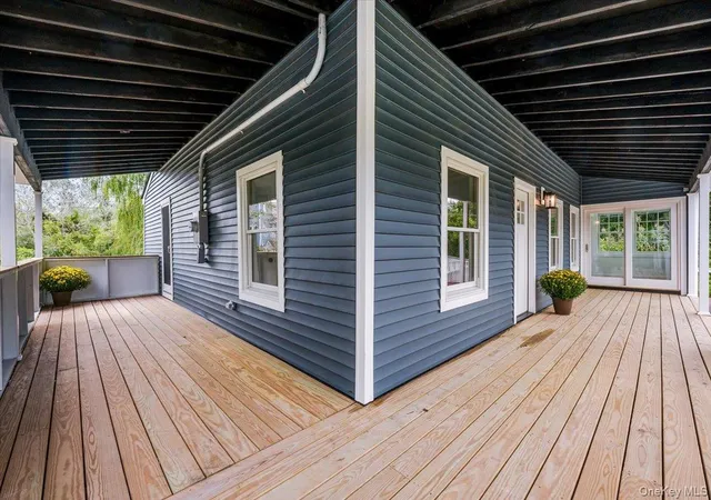 5th image of 56 Oak Beach Rd, Babylon, NY 11702 | MLS# 1007073