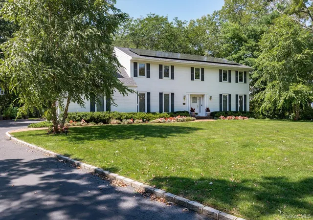 2nd image of 251 Baird Ct, Woodbury, NY 11797 | MLS# 1007122