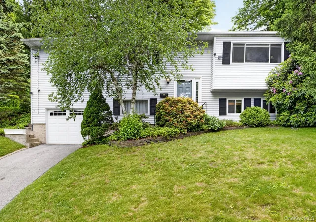 Homes for sale in Mount Pleasant, NY | 4 Pamela Ln, Mount Pleasant, NY 10595 | MLS# 1007124