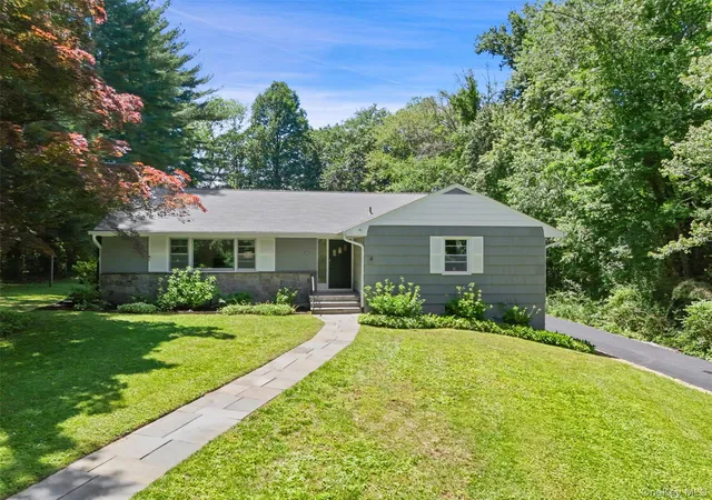 Homes for sale in Bedford, NY | 41 Cherry Ridge Rd, Bedford, NY 10536 | MLS# 1007128
