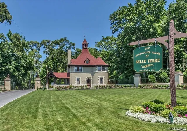 Photo 3 of Mansion for sale at 18 Bell Cir, Port Jefferson, NY 11777 | MLS# 1007146 | Listing updated on 2026-10-19