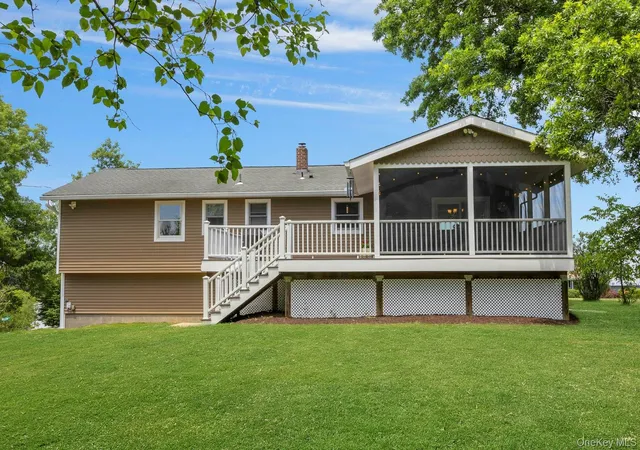 Homes for sale in Hamptonburgh, NY | 18 Hickory Dr, Hamptonburgh, NY 10916 | MLS# 1007150