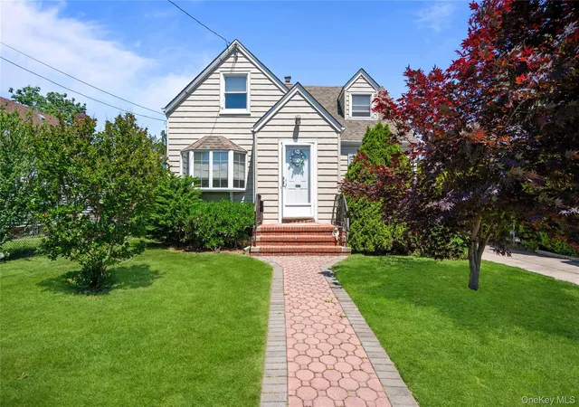 Photo 1 of Sale Pending at 1032 N 6th Street, Hempstead, NY 11040 | MLS# 1007157 | Listing updated on 2026-08-08