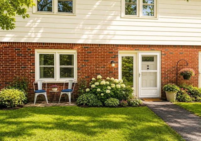 Homes for sale in New Paltz, NY | 22 Orchard Hts, New Paltz, NY 12561 | MLS# 1007165