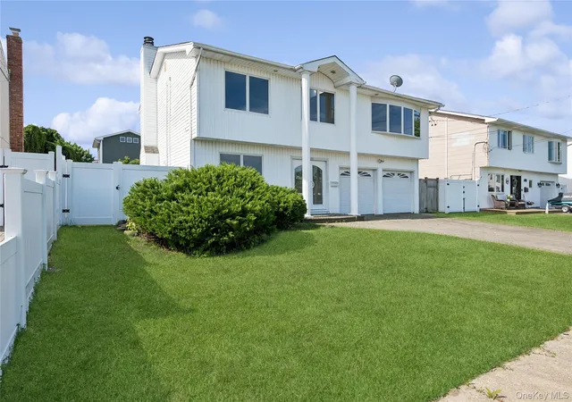 Photo 1 of Single family home for sale at 2625 Riverside Dr, Hempstead, NY 11793 | MLS# 1007174 | Listing updated on 2026-09-02