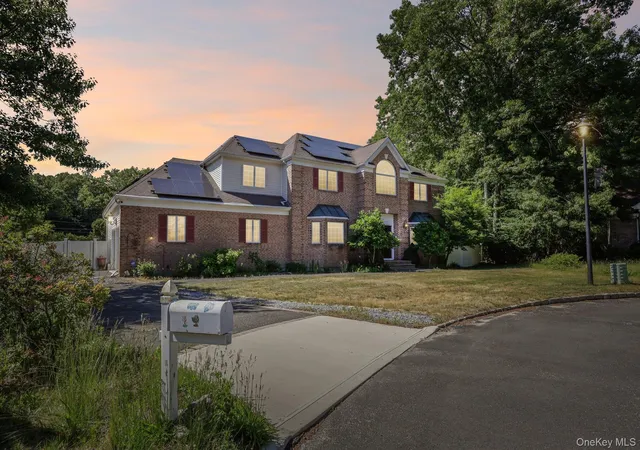 27th image of 4 Penn Ct, East Setauket, NY 11733 | MLS# 1007197