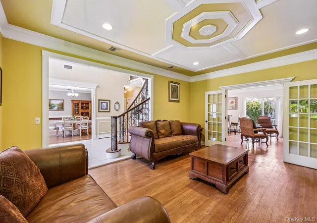 4th image of 4 Penn Ct, East Setauket, NY 11733 | MLS# 1007197