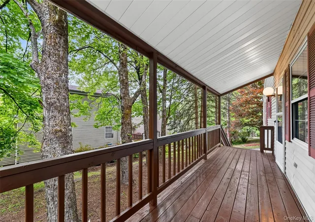 Photo 3 of Single family home for sale at 6 Summit Pl, Monticello, NY 12701 | MLS# 1007217 | Listing updated on 2026-08-13