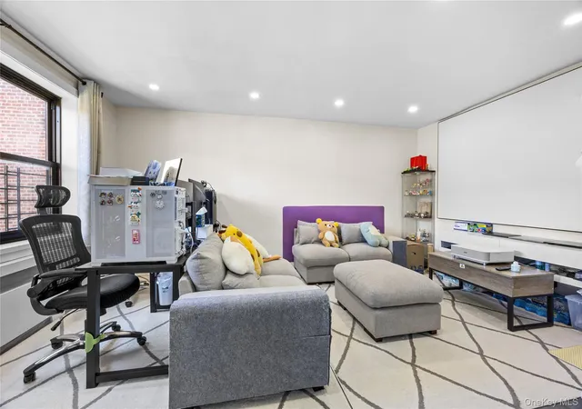 2nd image of 21208 75th Ave #6D, Oakland Gardens, NY 11364 | MLS# 1007220