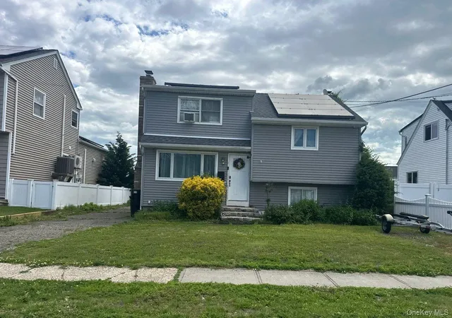 1st image of 265 East Dr, Copiague, NY 11726 | MLS# 1007222