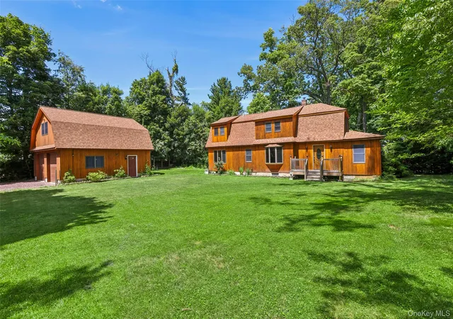 Homes for sale in Warwick (town), NY | 17 Hillside Rd, Warwick (town), NY 10925 | MLS# 1007232