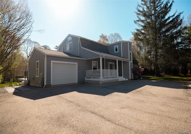 2nd image of 220 Pleasure Dr, Riverhead, NY 11901 | MLS# 1007258