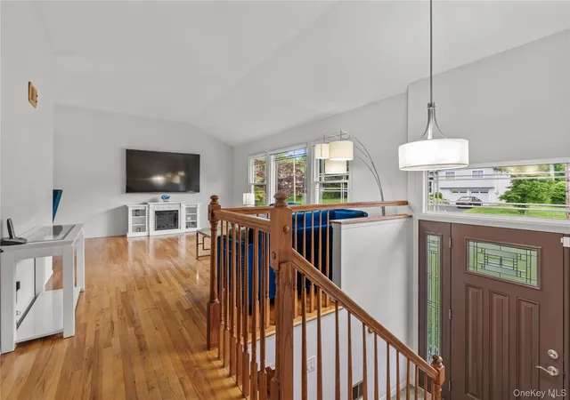 Homes for sale in Ossining, NY | 224 Willow Dr, Ossining, NY 10510 | MLS# 1007281