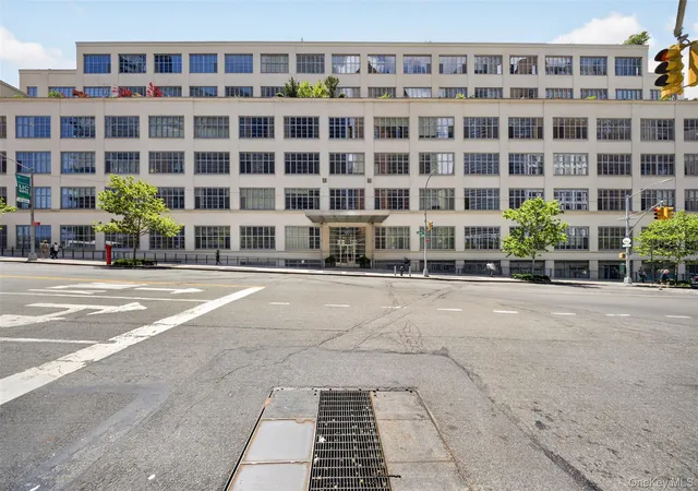 30th image of 27 28 Thomson Ave #250, Long Island City, NY 11101 | MLS# 1007283