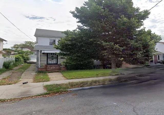 2nd image of 10929 212th St, New York, NY 11429 | MLS# 1007295