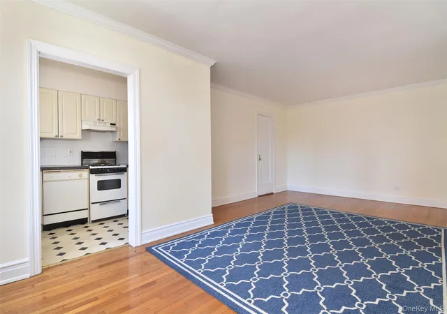 5th image of 280 Bronxville Rd #5W, Yonkers, NY 10708 | MLS# 1007306