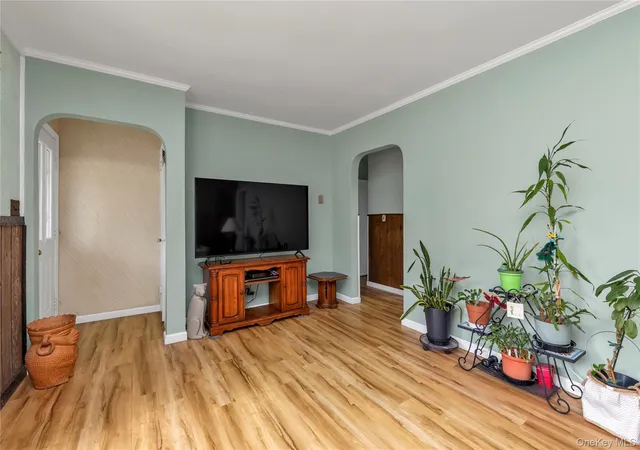 2nd image of 55 Fir St, Valley Stream, NY 11580 | MLS# 1007344
