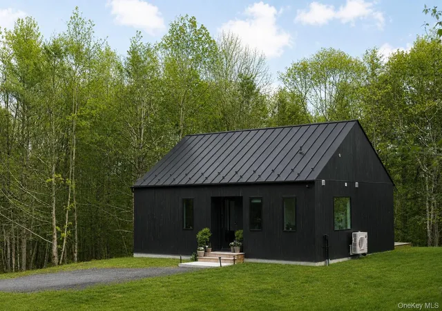 1st image of 115 Goat Hill Rd, Saugerties, NY 12477 | MLS# 1007349