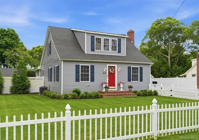 37th image of 238 Woodlawn Ave, Saint James, NY 11780 | MLS# 1007352