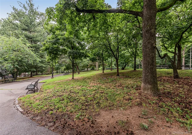 19th image of 2711 Henry Hudson Pkwy #7H, New York, NY 10463 | MLS# 1007354