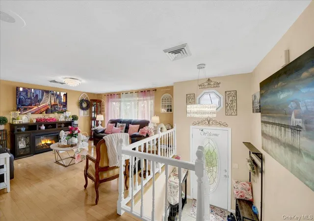 4th image of 5 Rowell Ln, Wappingers Falls, NY 12590 | MLS# 1007359