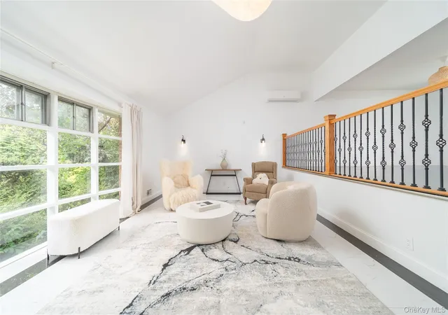 Homes for sale in North Hempstead, NY | 1 Horizon Rd, North Hempstead, NY 11020 | MLS# 1007413