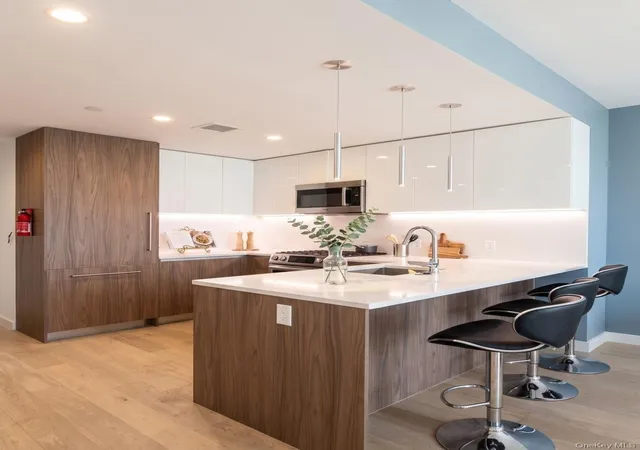 2nd image of 131-01 40Th Rd #10S, Flushing, NY 11354 | MLS# 1007426