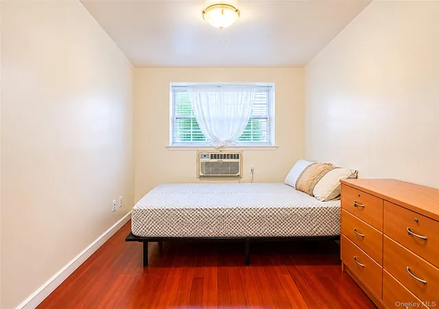 5th image of 104-31 39Th Ave, New York, NY 11368